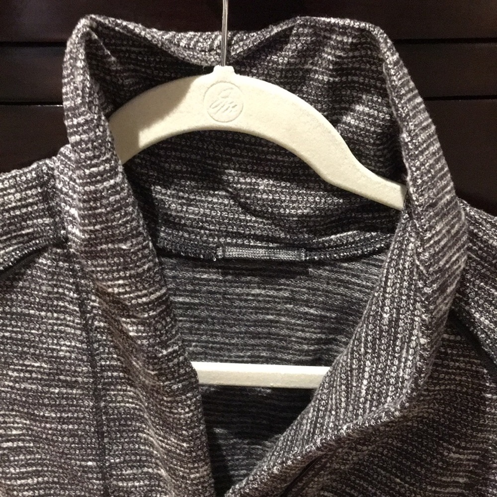 Lululemon Pullover - image 3